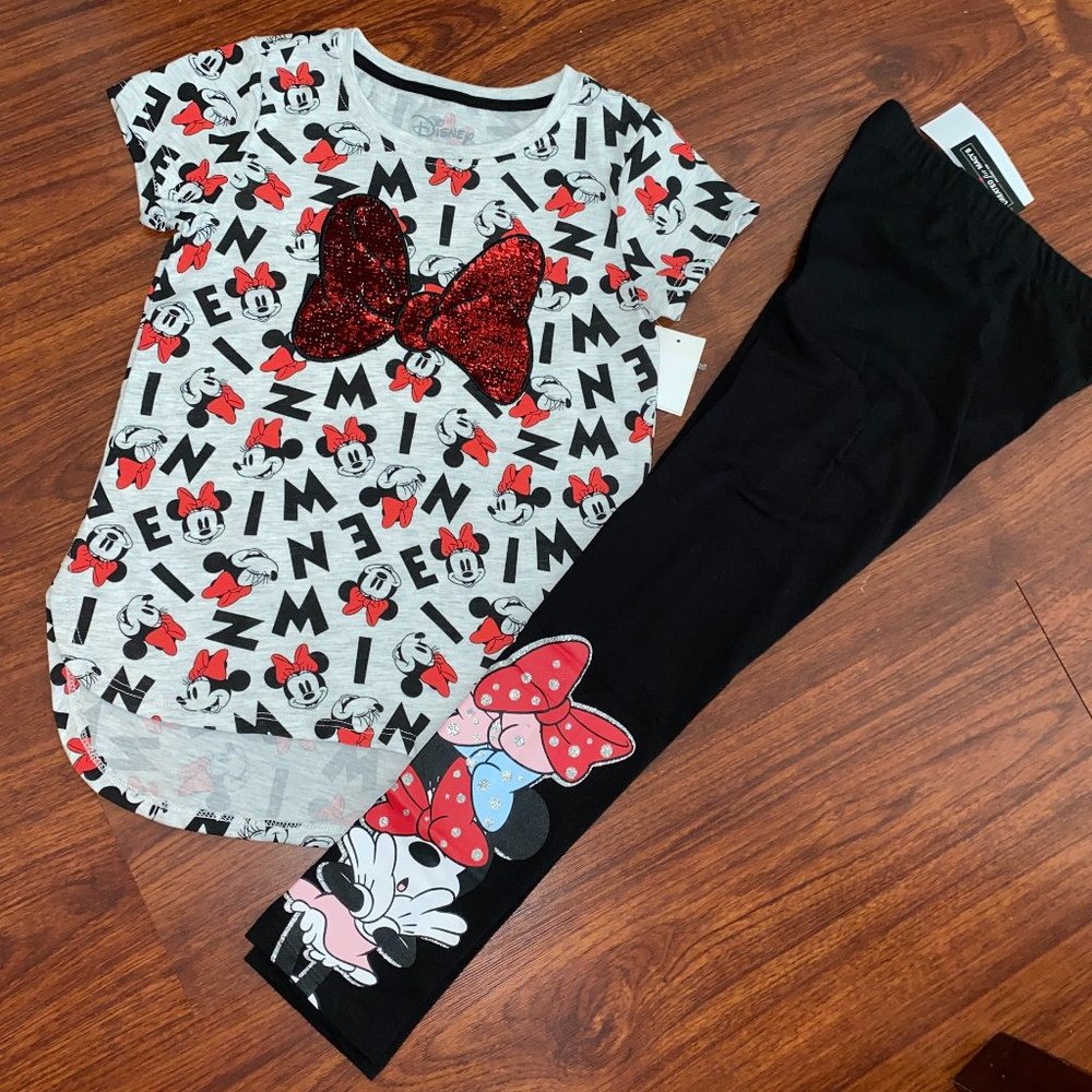 Disney Minnie Mouse All-Over Bow's Outfit